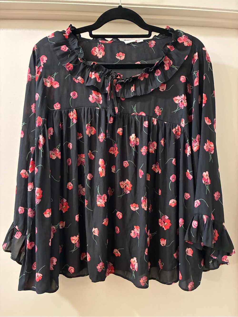GAP Black Floral Ruffle Peasant Blouse - Pink Floral Print
